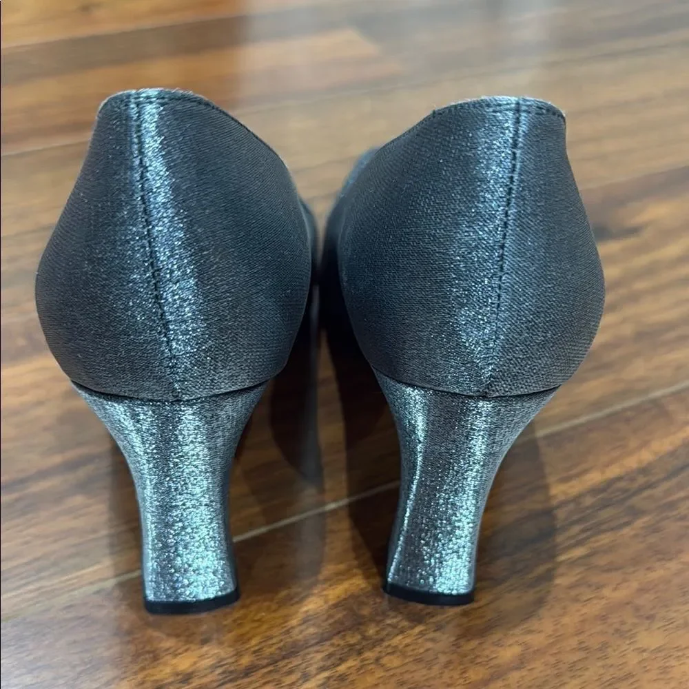 Stuart Weitzman Silver Pewter Jeweled  Heels with Metallic Finish Size 7 1/2